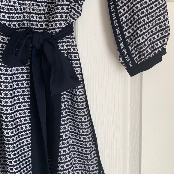 Patterned dress - Picture 2 of 5